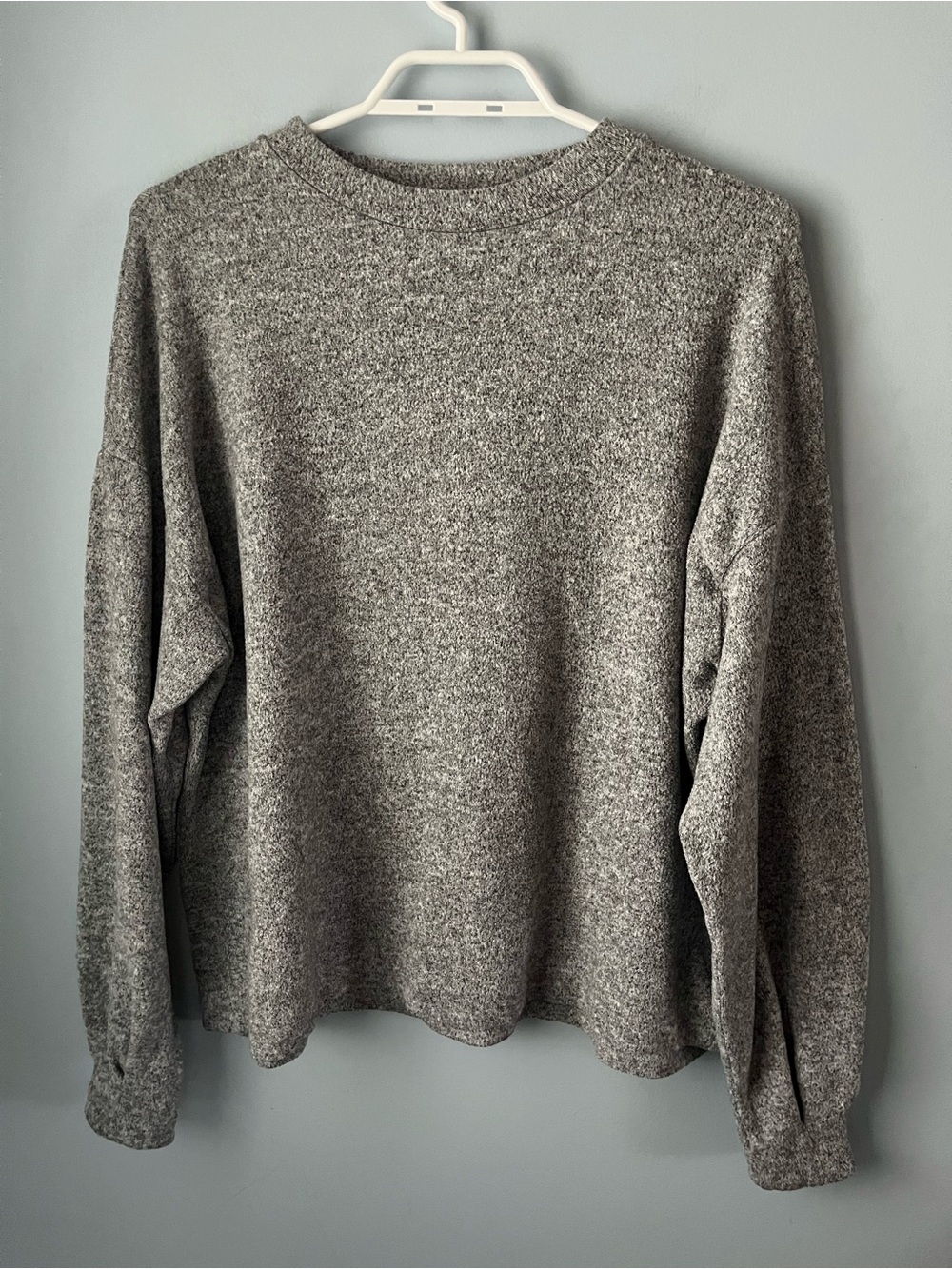 Stradivarius Heather Grey Crewneck Relaxed Fit Textured Knit Sweater Size S